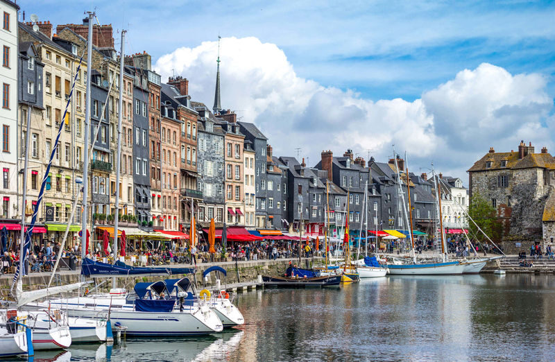 Étretat Cliffs & Honfleur Port Full-Day Tour with VIP Coach from Paris - Should you book this tour?