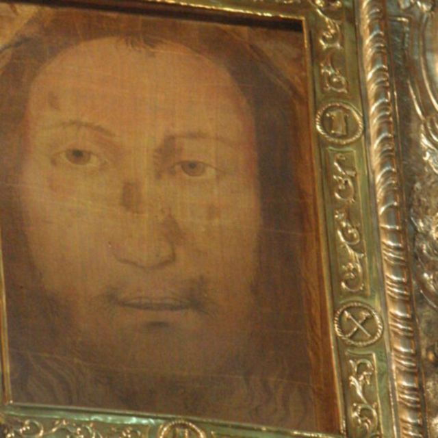 Eucharistic Miracle & Holy Faces Sanctuaries Private Tour - Good To Know