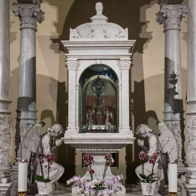 Eucharistic Miracle & Holy Faces Sanctuaries Private Tour - Booking Information