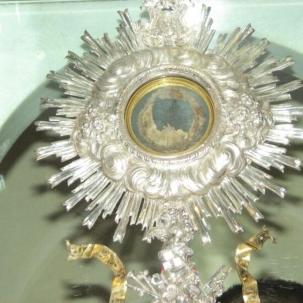 Eucharistic Miracle & Holy Faces Sanctuaries Private Tour - The Sum Up