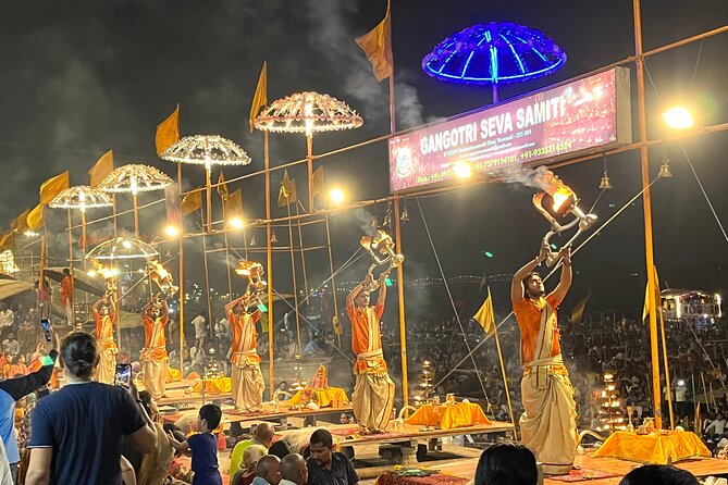 Evening Aarti of Mother Ganga Along With Walking Tour - Meeting and Pickup Information