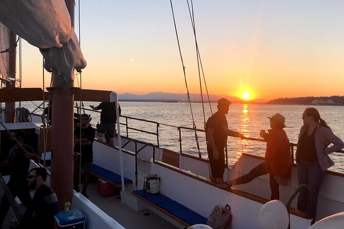 Evening Colors Sunset Sail Tour in Seattle - What To Expect