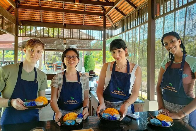 Evening Cooking Class in Traditional Pavilion With Beautiful Garden - Chiang Mai - Common Questions