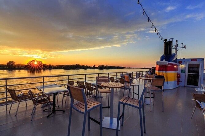 Evening Cruise in Montreal - Highlights of the Cruise Experience