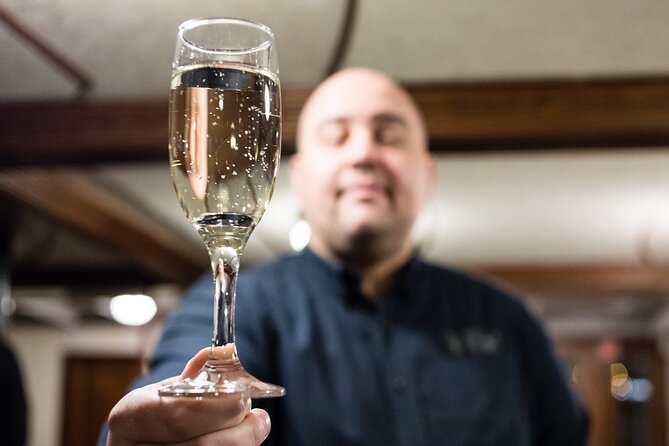 Evening Cruise on the Danube With Optional Drinks - Customer Reviews and Ratings