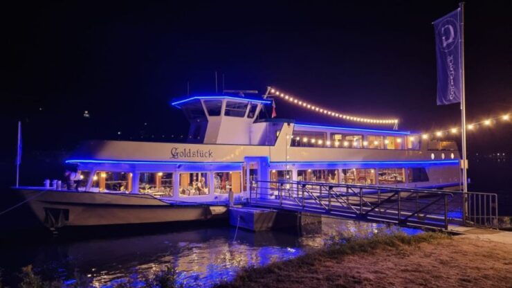 Evening-Cruise to the Fireworks of the Cochemer Winefest. - Activity Details