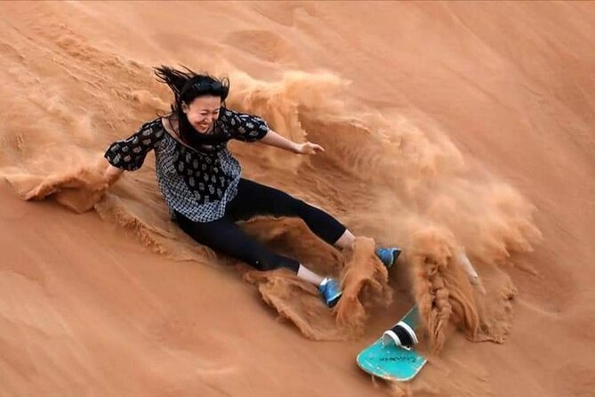 Evening Desert Safari With BBQ Dinner & Camel Riding - Tips for a Memorable Evening Safari