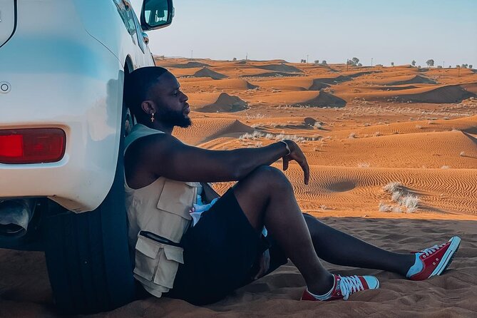 Evening Desert Safari With BBQ Dinner, Sandboarding and Camel Ride Experience - Tips for a Memorable Evening Desert Safari