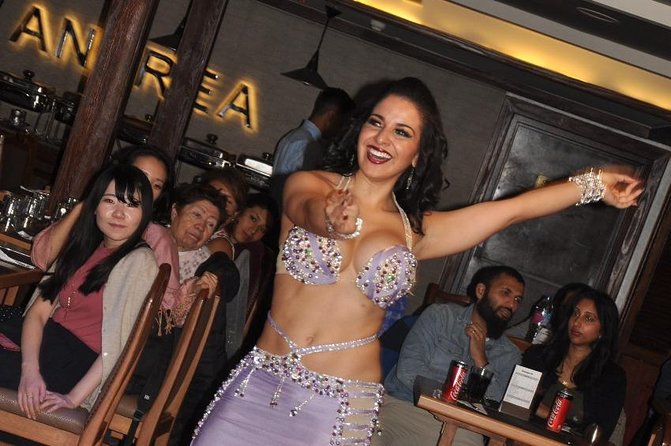 Evening Dinner Nile Cruise in Cairo With Private Transport - Live Music by an Egyptian Band