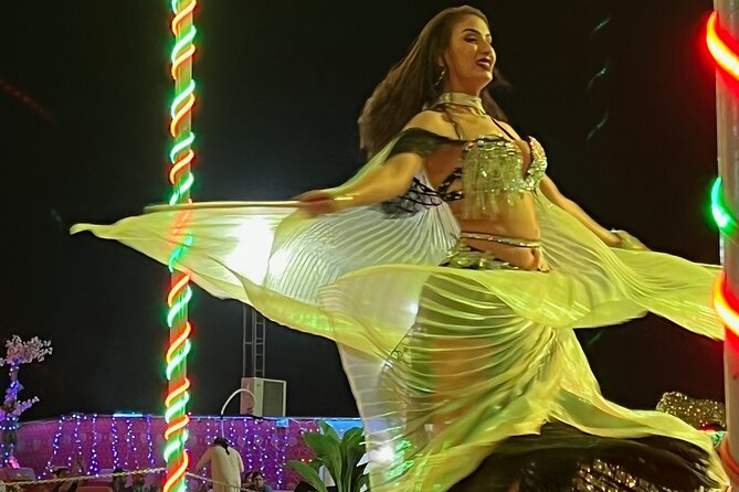 Evening Dubai Desert Safari - Date and Traveler Selection