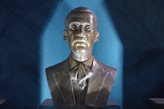 Evening Experience at a Carioca Samba School - FAQ