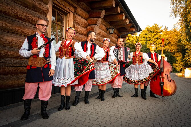 Evening Folk Show, Singing, Dancing and Delicious Food - Unlimited Drinks Buffet