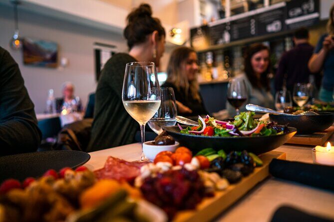 Evening Sip, Savor, Stroll Tour - Who Is This Tour Best For?