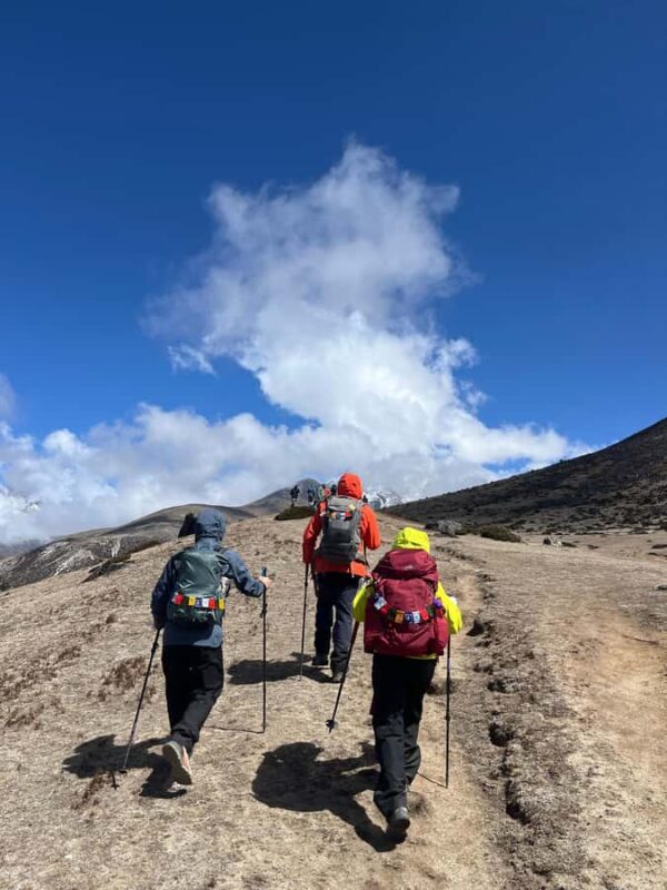 Everest Base Camp: 9-Day Trek and Helicopter Tour - Good To Know