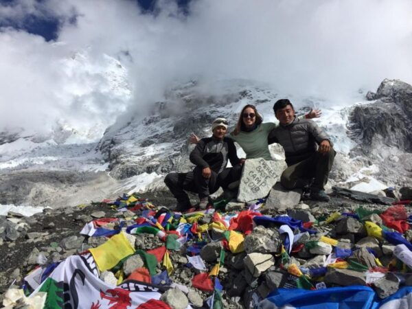 Everest Base Camp Trek - 12 Days - Inclusions - Guides and Permits