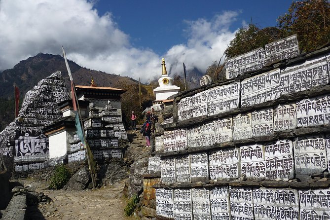 Everest Base Camp Trek - 16 Days - Accommodation and Dining Options on the Trek