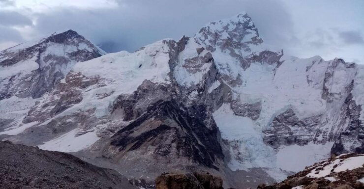 Everest Base Camp Trek With Gokyo Lake 15 Days - Tour Duration and Availability