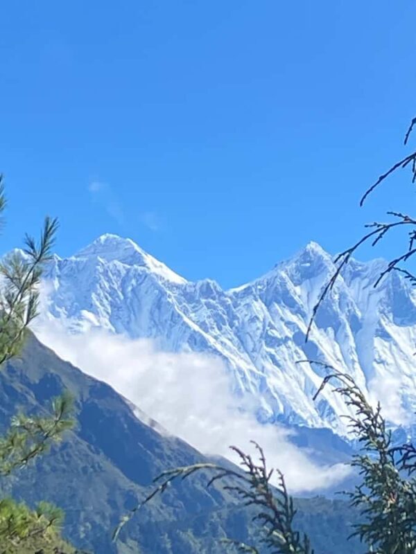 Everest Basecamp Trek 12 Days - Introduction: The Allure of Everest Base Camp