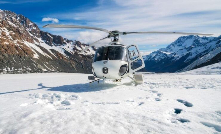 Everest Helicopter Tour With Guaranteed Landing One Day - Tour Highlights and Vistas
