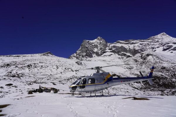 Everest Mountain Tour by Helicopter - Break Down