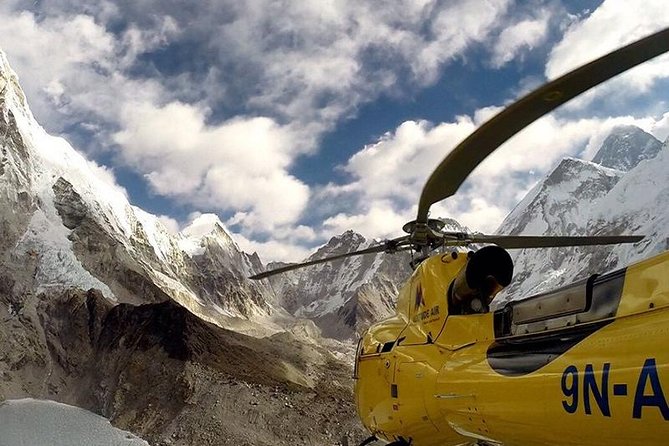 Everest Scenic Helicopter Flight With Multiple Landing - Multiple Landing Sites for Spectacular Views