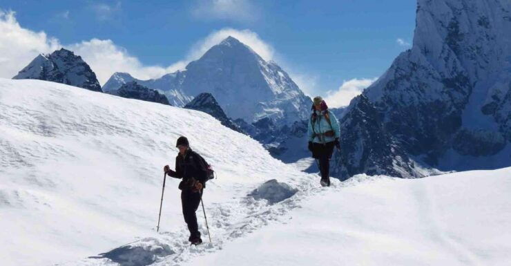 Everest Three High Pass Service Trek - Booking and Activity Details