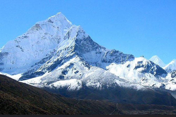Everest Three High Pass Trek 19 Days - Trek Overview