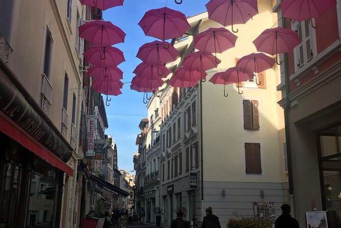 Évian-les-Bains Private Walking Tour With A Professional Guide - What to Expect During the Walking Tour