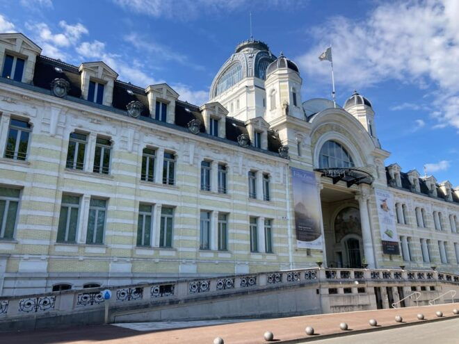 Evian-Les-Bains: Walking Tour With Guiding Architect - Meeting Point Instructions