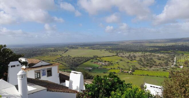ÉVORA AND MONSARAZ FULL DAY PRIVATE TOUR BY CAR - Frequently Asked Questions