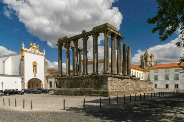 Évora and Reguengos De Monsaraz Castle, Full Day, From Lisbon - Reguengos De Monsaraz Beach