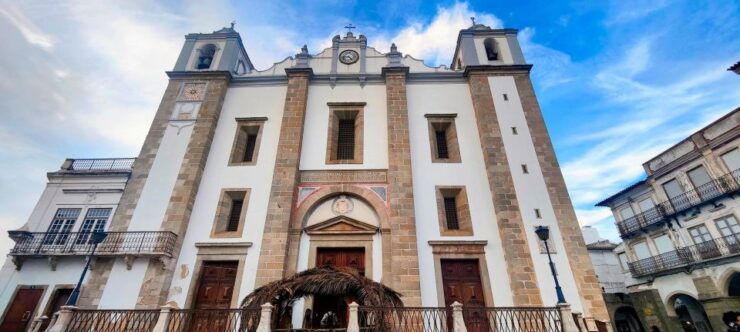 Évora: Christian Heritage Private Walking Tour - Tour Cancellation Policy