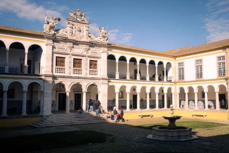 Évora: Flexible Walking Tour in Historic Center - Introduction