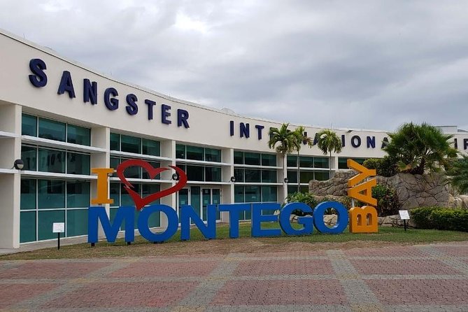Excellence Oyster Bay and Mangos Resorts Airport Transfer - Location and Pickup Information