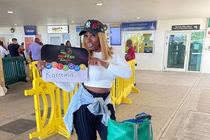 Excellence Oyster bay EXCLUSIVE private airport transfer - Who Will Love This Transfer Service?