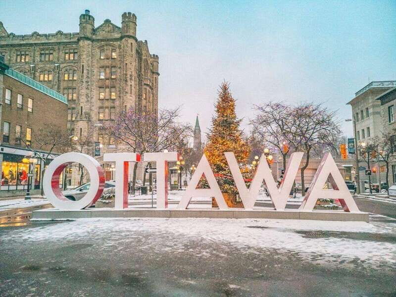 Exceptional Walking Christmas Tour in Magical Ottawa - Good To Know