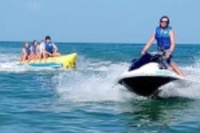 Exciting Banana Boat Rides - In-Depth Review of the Banana Boat Experience