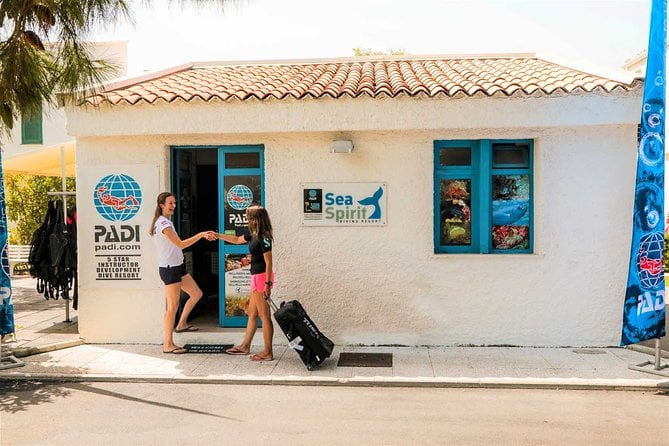 Exciting PADI Discover Scuba Diving Experience Isola Bella Marine Park Taormina - Inclusions and Logistics