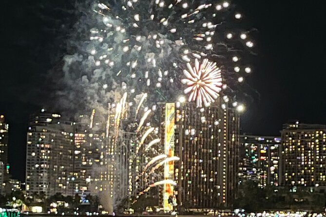 Exciting Sunset & Fireworks Cruise in Waikiki: Friday Nights - The Sum Up