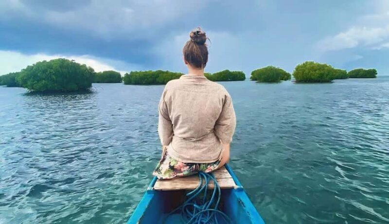 Exclusive 4 Secret Gilis: Petagan, Bidara, Kapal, and Kondo - Relaxation on Gili Kapal