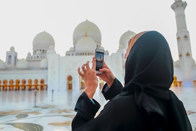 Exclusive Abu Dhabi City Private Tour With Yellow Boat Ride - Common Questions