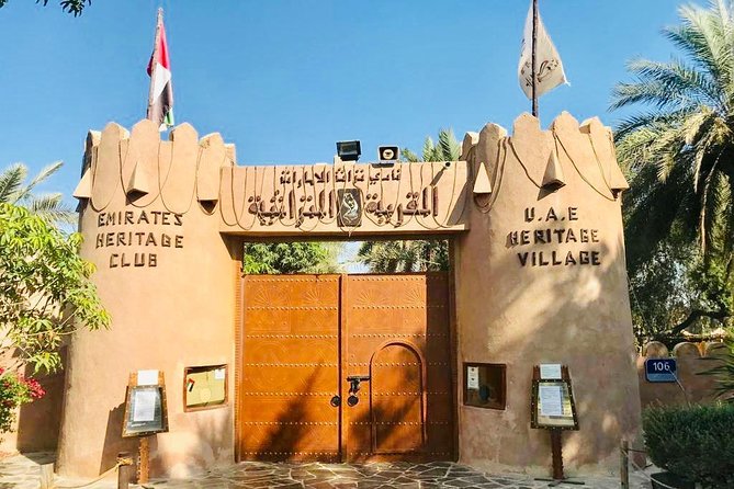 Exclusive Abu Dhabi City Tour - Discover The Capital of UAE - Discovering Abu Dhabis Shopping Scene