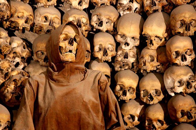 Exclusive After-Hours: Crypts, Catacombs & Bone Chapel Tour - Who Is This Tour Best For?