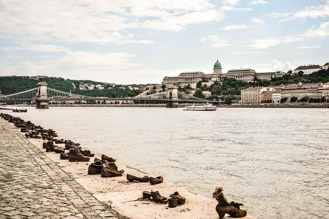Exclusive Budapest City Tour by Luxury Car - Half Day - Customer Reviews