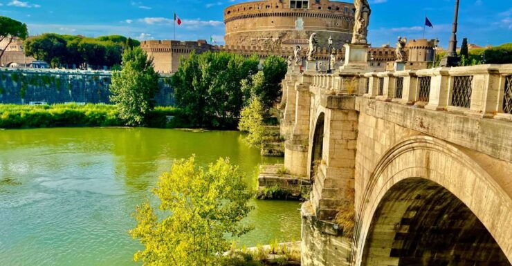 Exclusive Castel Sant'Angelo and Hadrian's Tomb Guided Tour - Tour Duration and Group Size