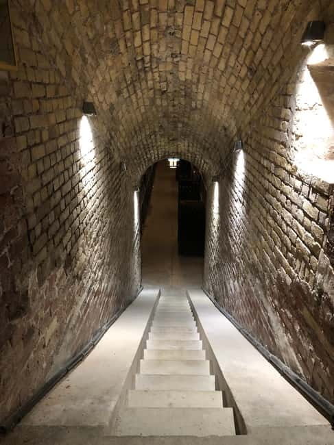 Exclusive Champagne tour: 2 family houses and restaurant - Practical Details: How the Experience Works