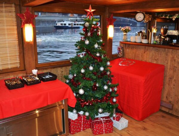 Exclusive Christmas Cruise With Christmas Eve Buffet - Booking Your Christmas Cruise