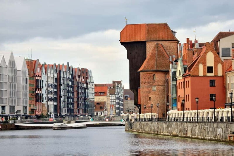 Exclusive cruise with a glass of prosecco from Gdansk to Hel - The Experience in Detail
