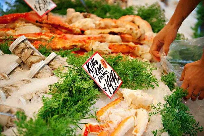 Exclusive: Early-Bird Tasting Tour of Pike Place Market - Market Highlights