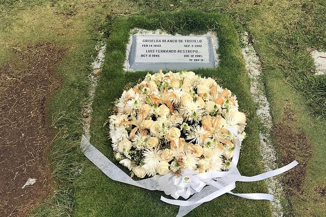 Exclusive Escobar Museum Tour: Unveiling Insider Insights - Exclusive Museum Experience